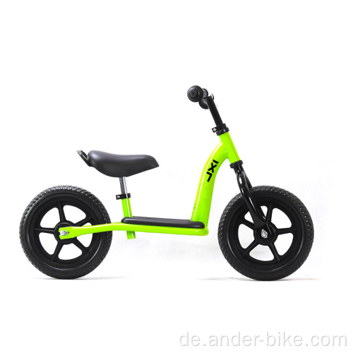 Fahrrad tritt für Baby